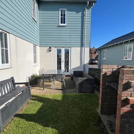 Neptune House, The Bay Holiday Village Holiday home *